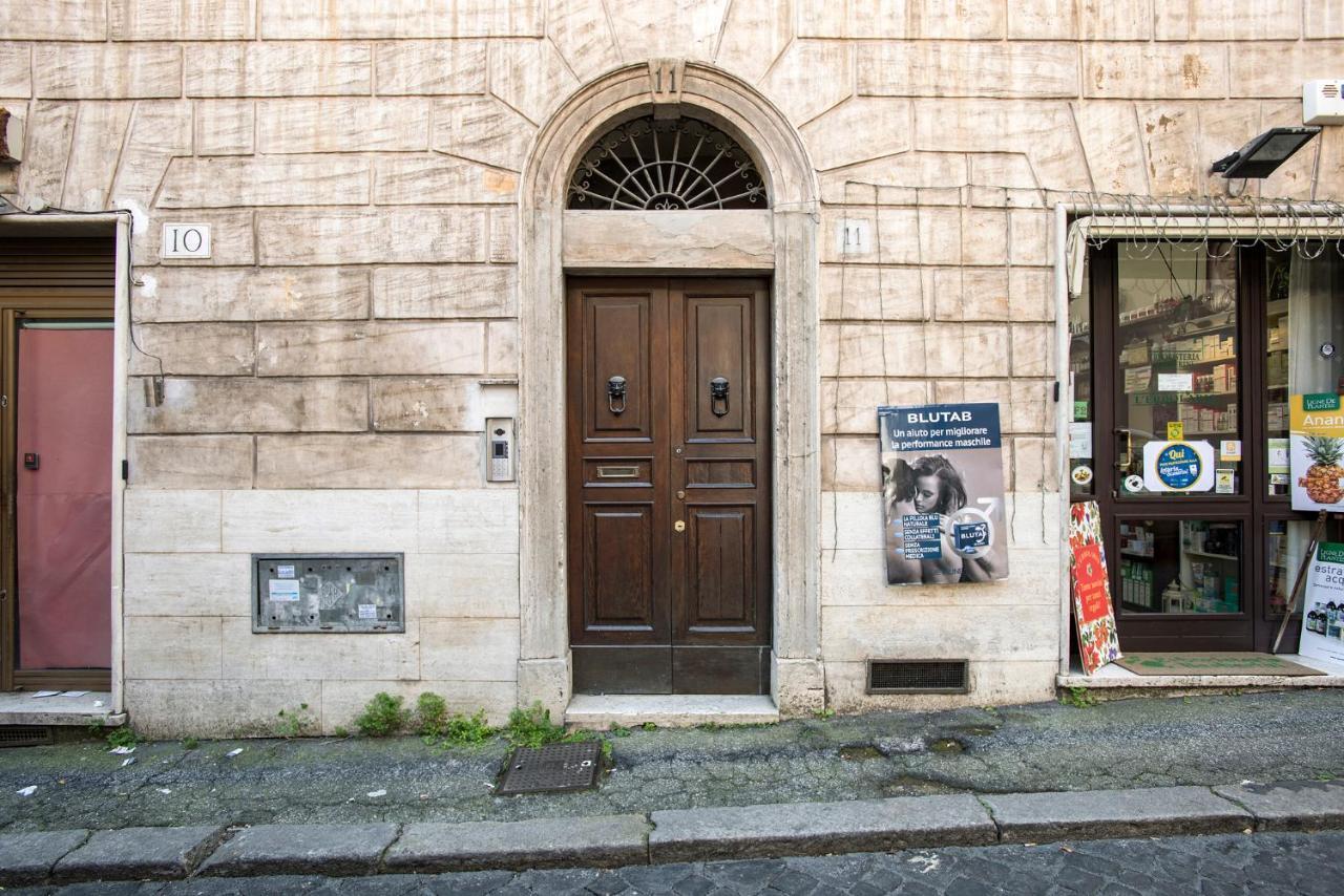 Residenza Fontanella Barberini By Spanish Steps Rome Buitenkant foto